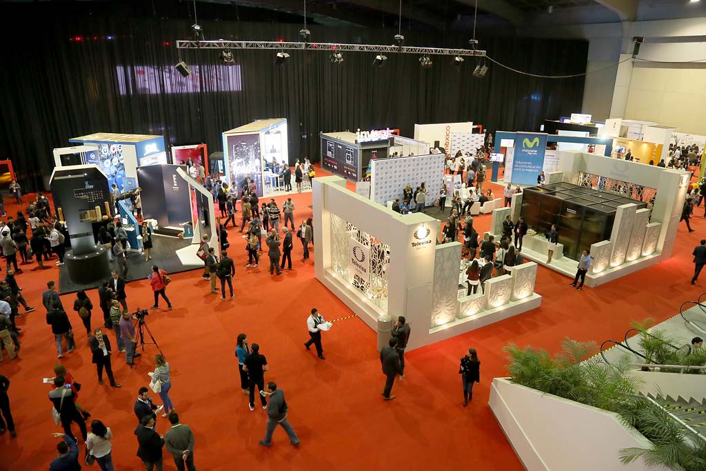 Muestra 21 conferencias centro banamex